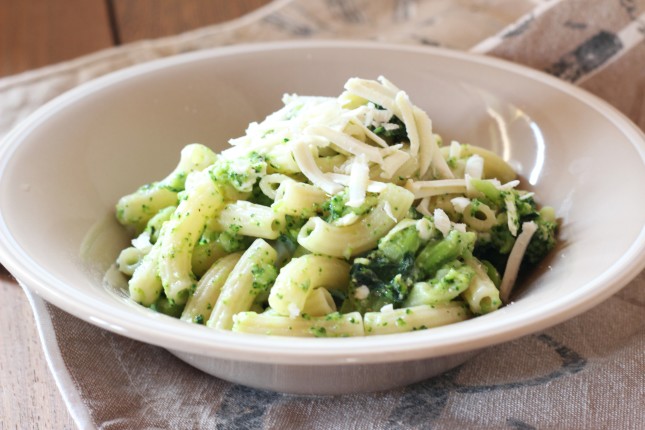 pasta con broccoli e ricotta salata